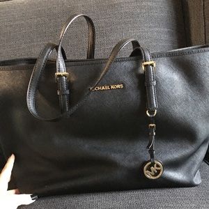 Michael kors multi function tote